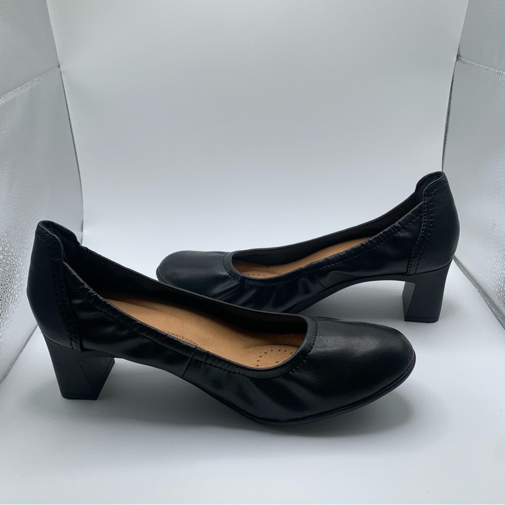 NWOB Clarks Women's Neiley Pearl Slip-On Pumps black leather size 8.5 Wide 1299 - Picture 9 of 13
